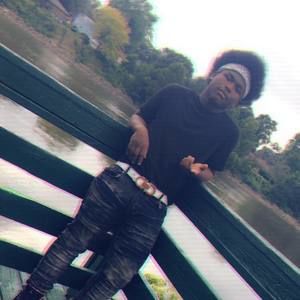 Meet your Posher, Donte